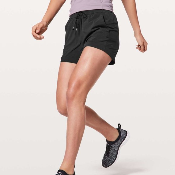 Lululemon Spring Break Away Short I - Picture 1 of 6